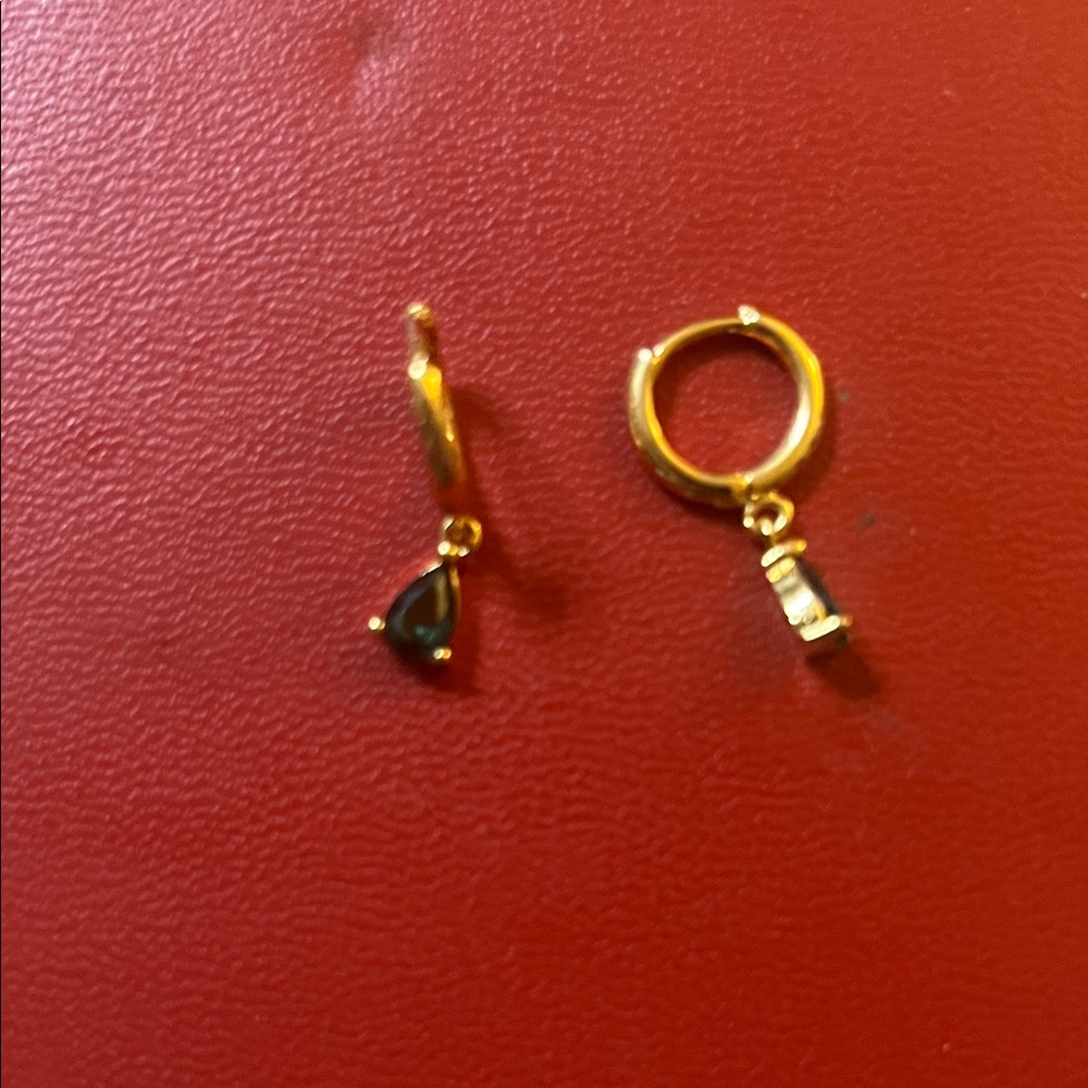 Elegant Gold hoop earrings with green gemstone